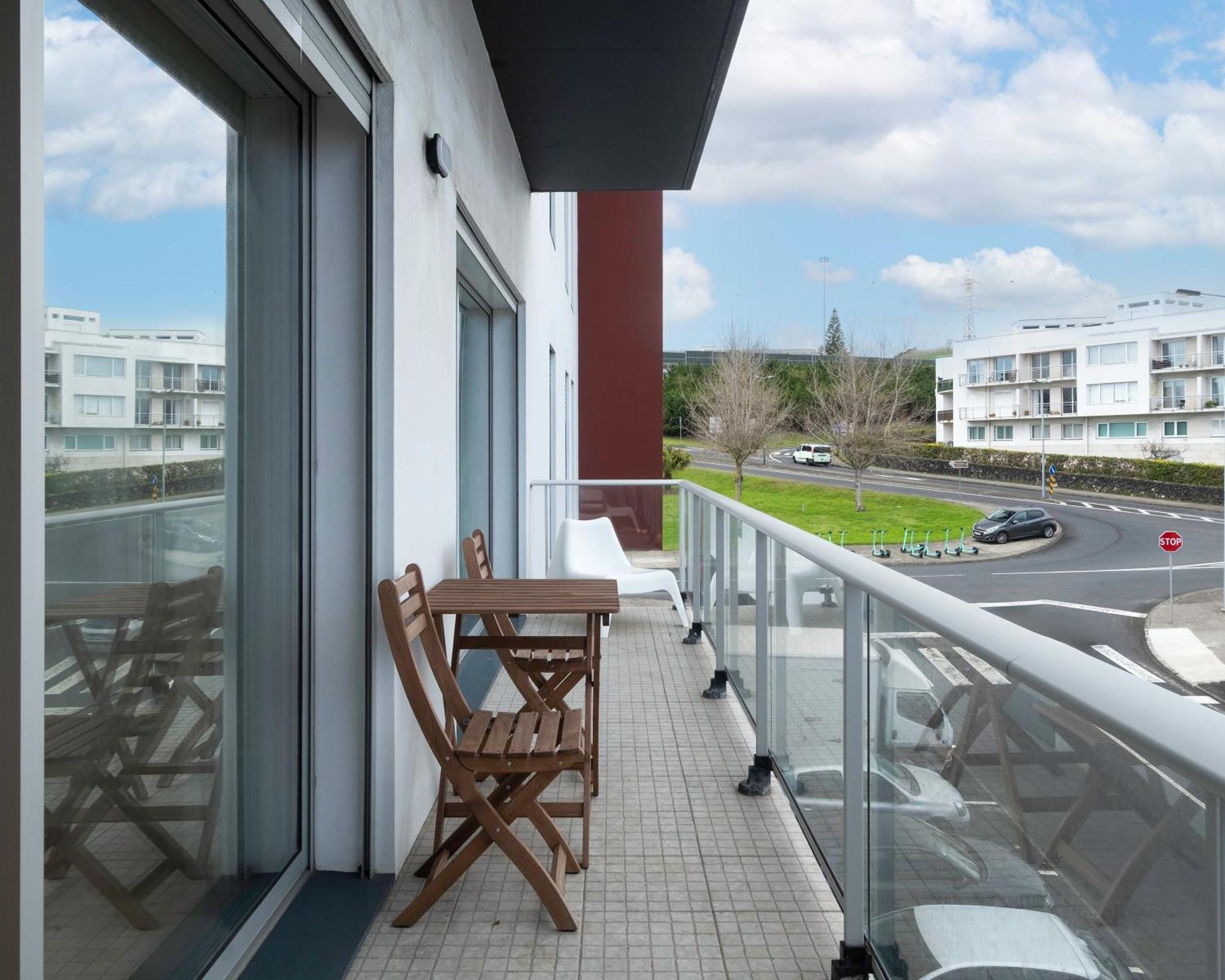 Paim Apartments Ponta Delgada  Exterior photo